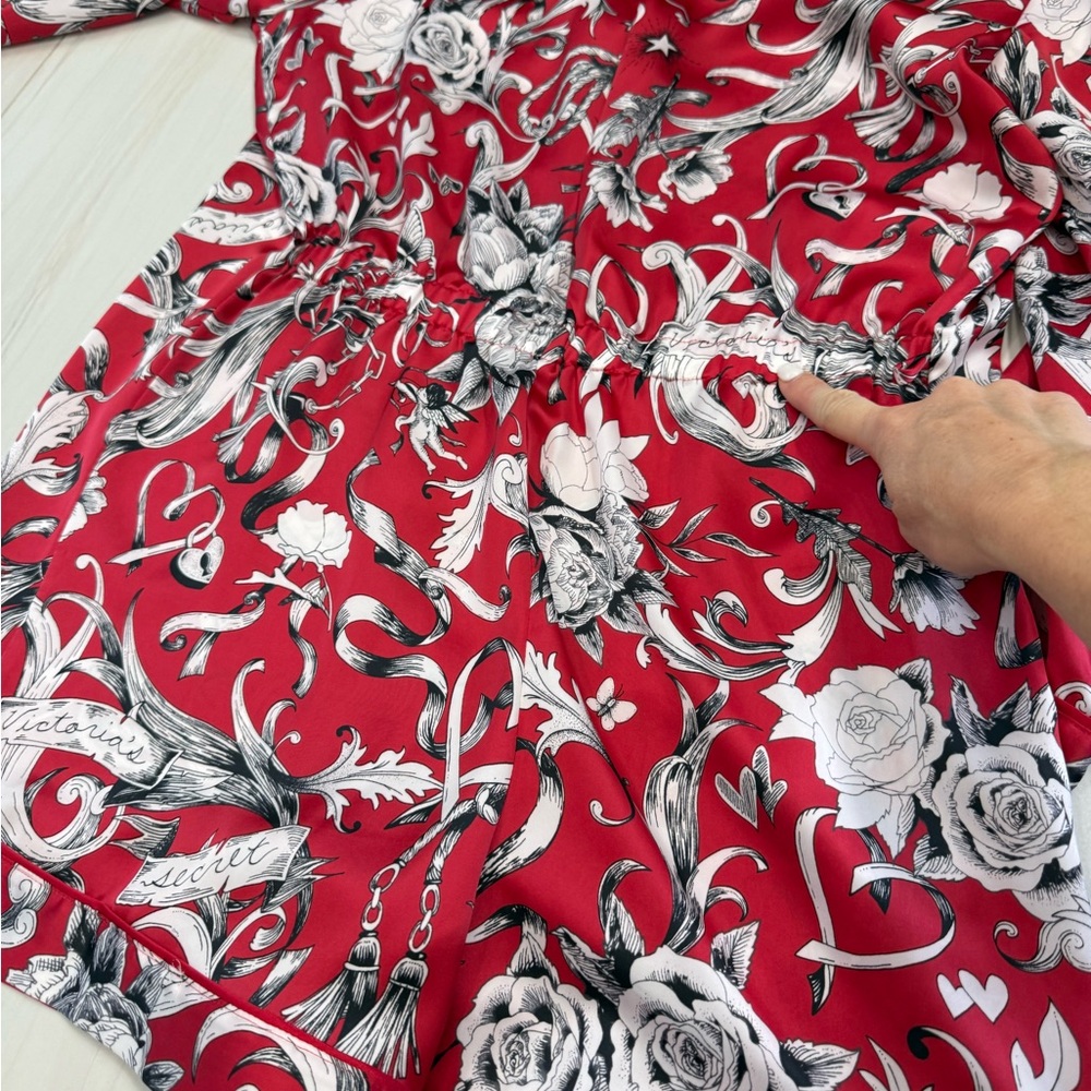Victoria’s Secret Romper Onesie (A234) - Picture 9 of 11